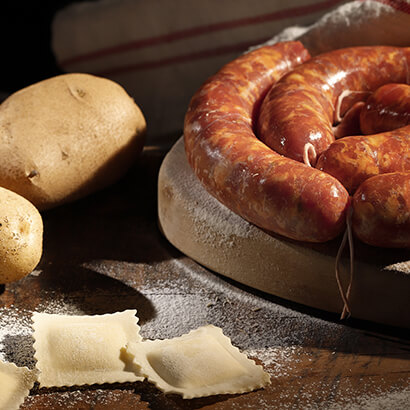 Ravioli ripieni di salsiccia e patate della sila